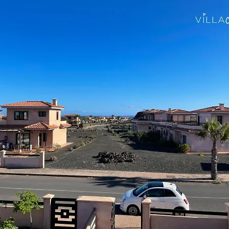 Calma Villa Lajares